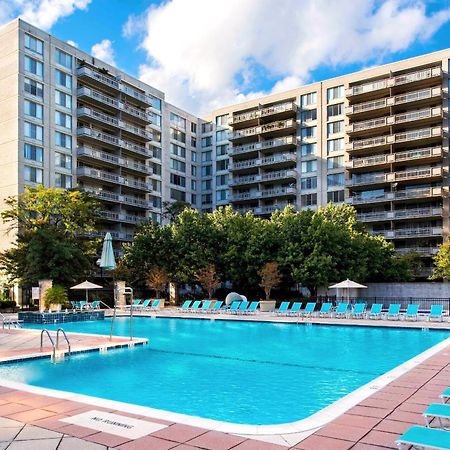Apartment At Crystal City With Gym Arlington Buitenkant foto