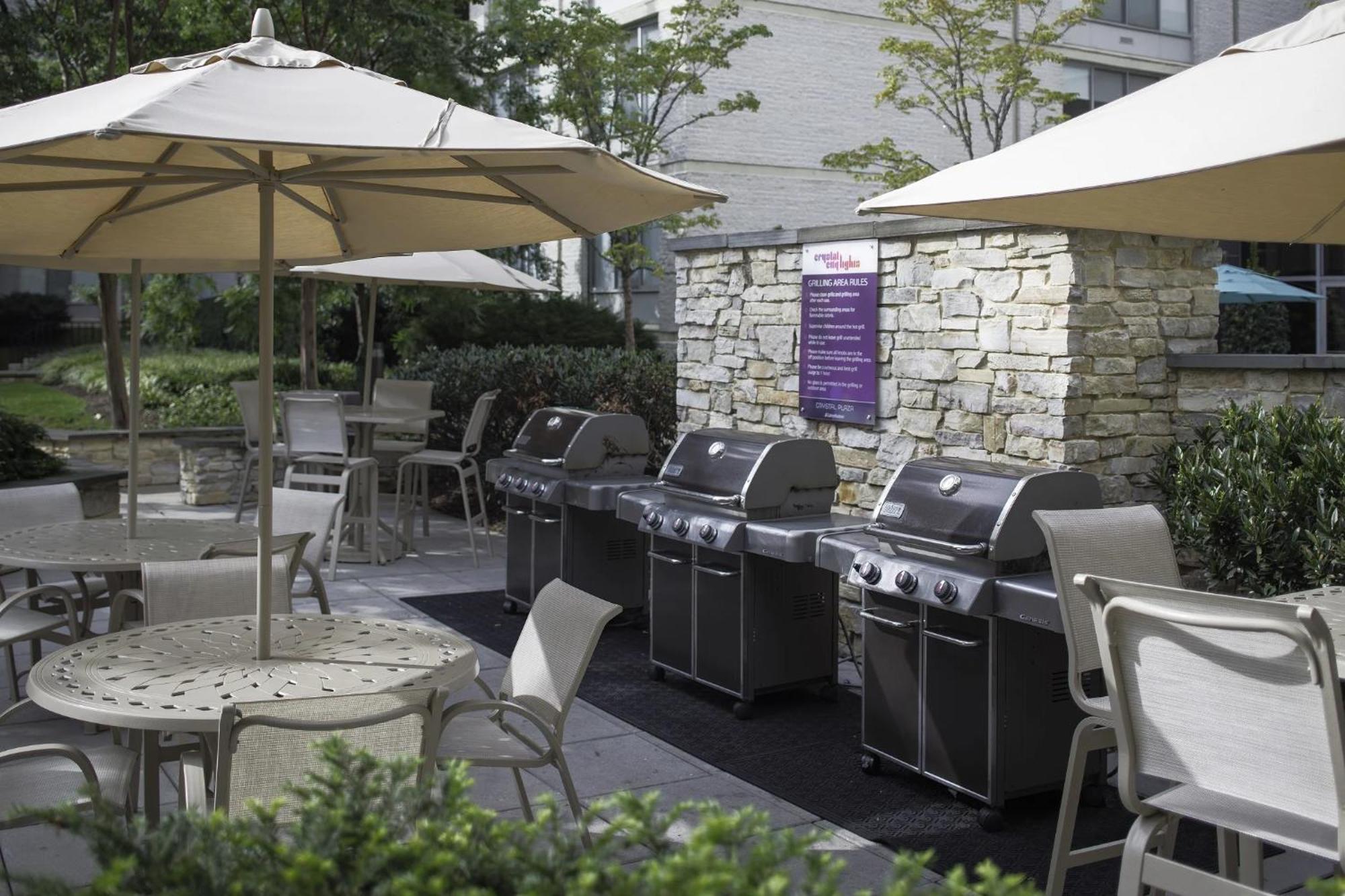 Apartment At Crystal City With Gym Arlington Buitenkant foto