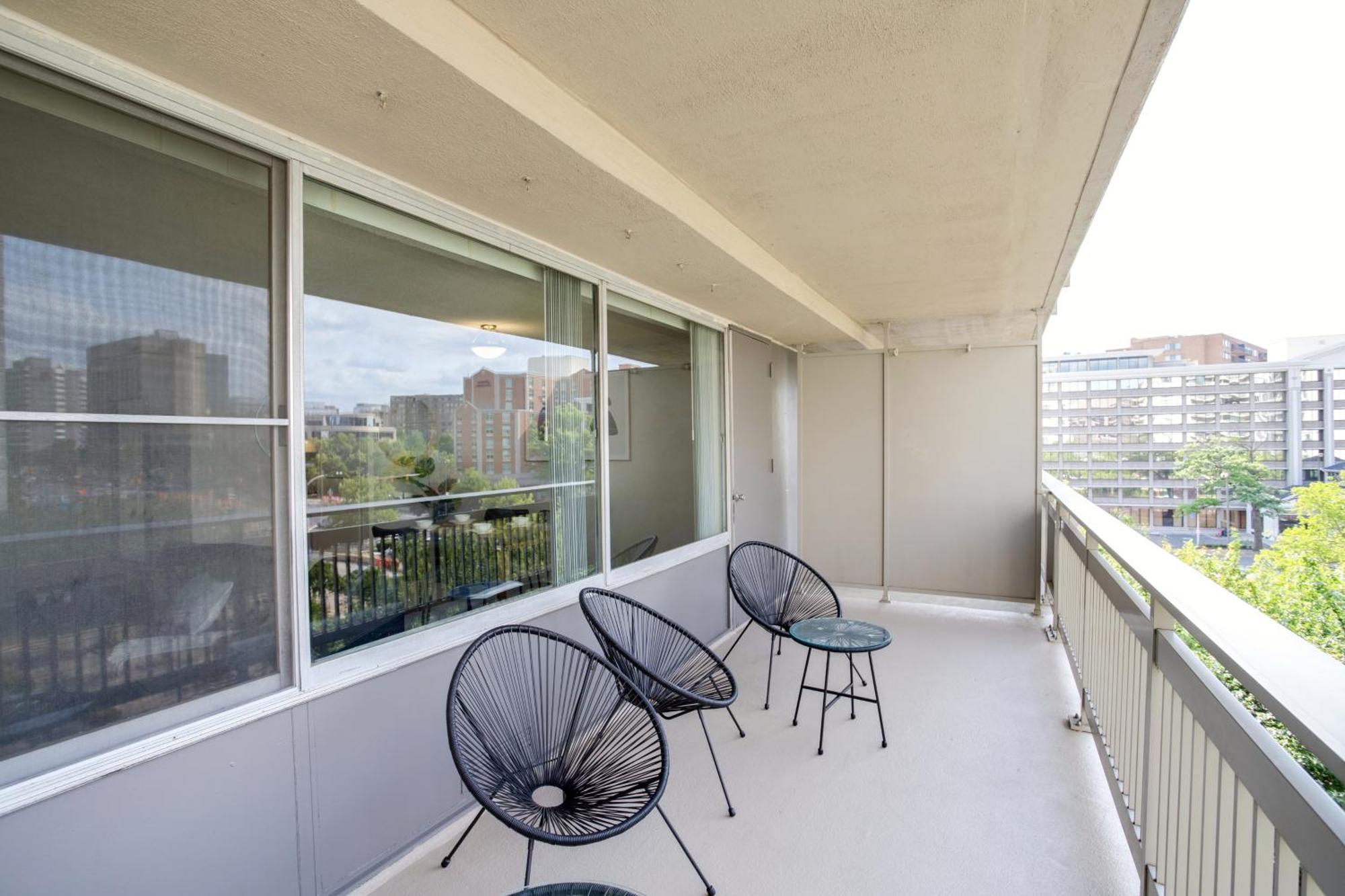 Apartment At Crystal City With Gym Arlington Buitenkant foto