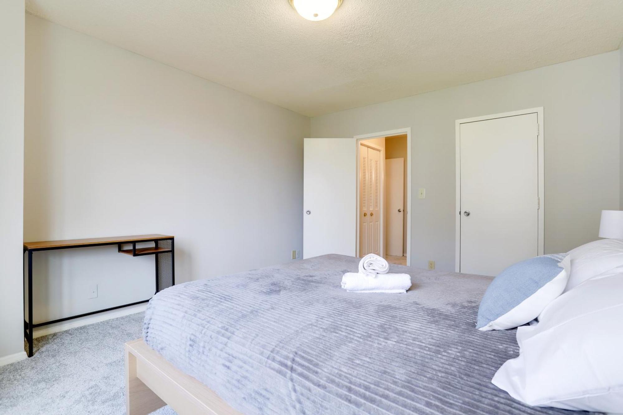 Apartment At Crystal City With Gym Arlington Buitenkant foto
