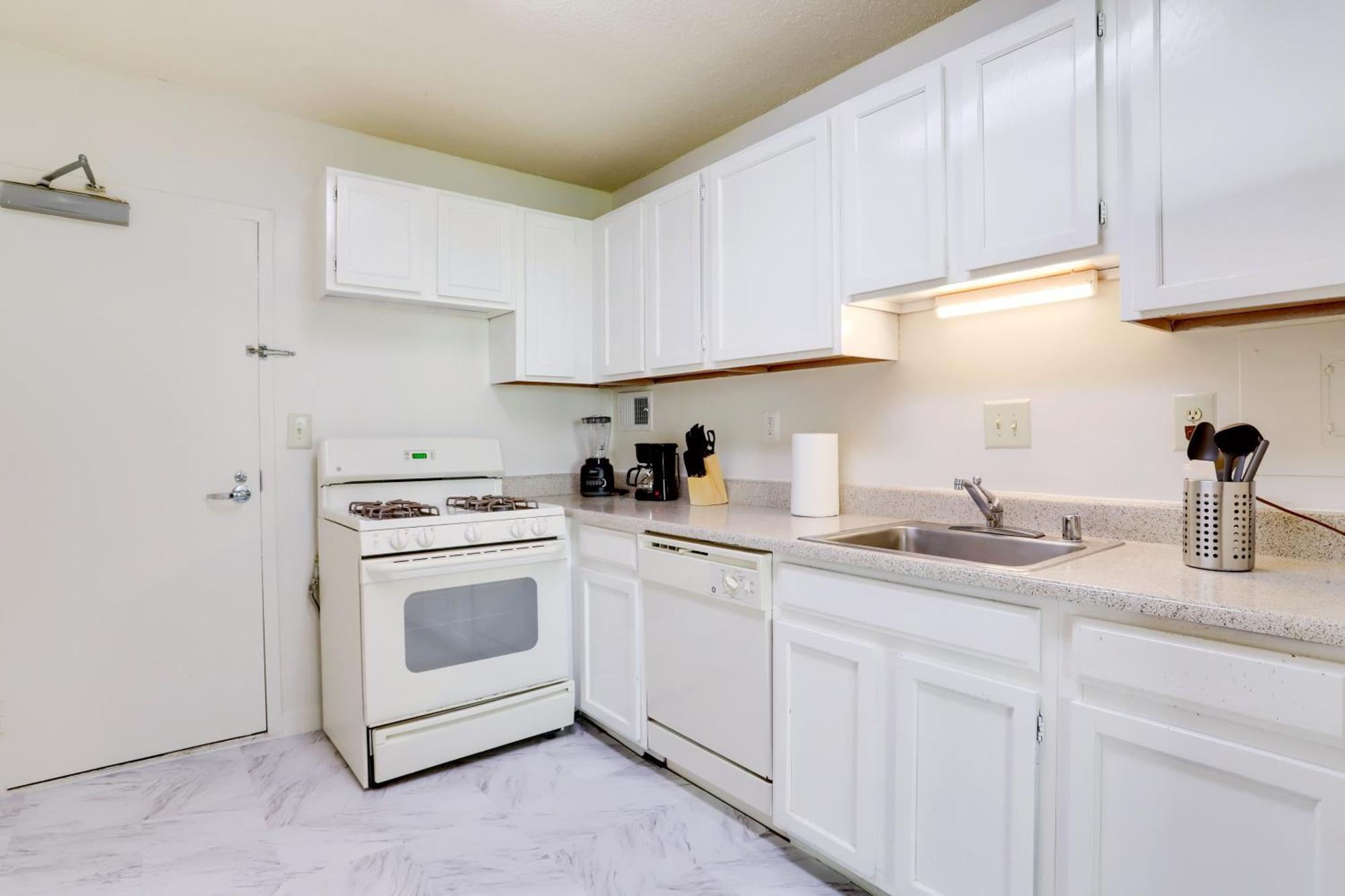 Apartment At Crystal City With Gym Arlington Buitenkant foto